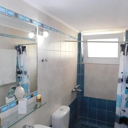 Vakantiehuis Sweet In Nea Chora, Balcony & Mountain View, Steps From The Sea